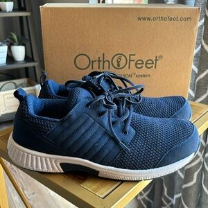 TACOMA by ORTHOFEET size 11.5 Wide(2e) stretch walking shoe. NEW